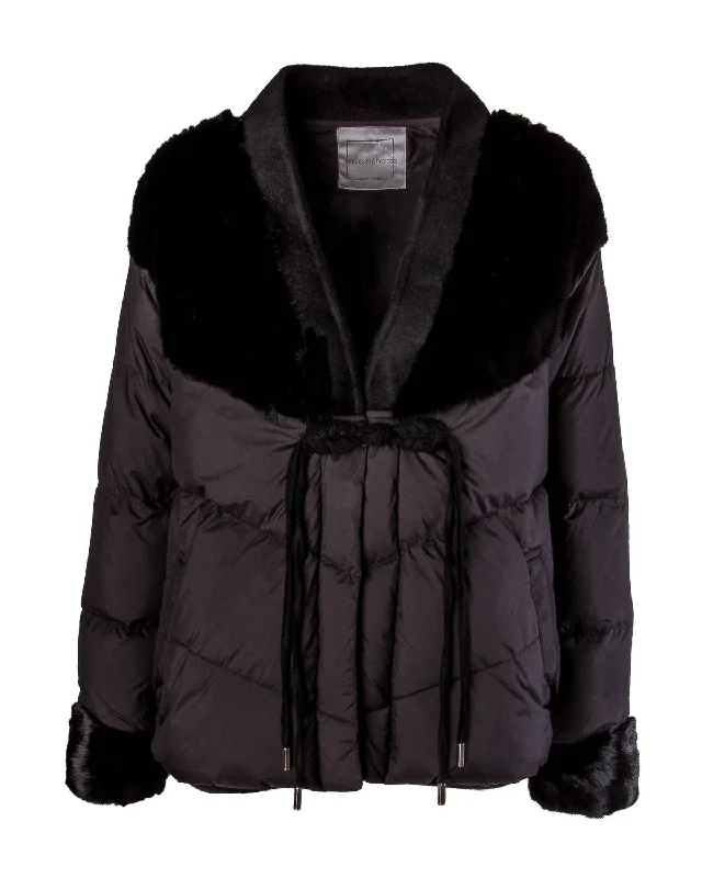 Classic Clothes For Women Women's Down Jacket W/fur In Black