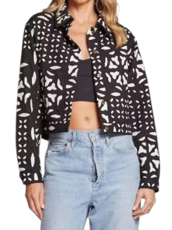 Women's Holiday Clothing Geometric Jacket In Black/white