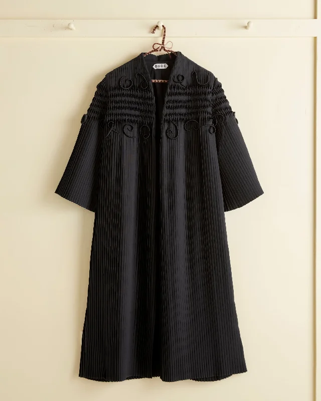 Timeless Women's Outfit Pleated Opera Coat