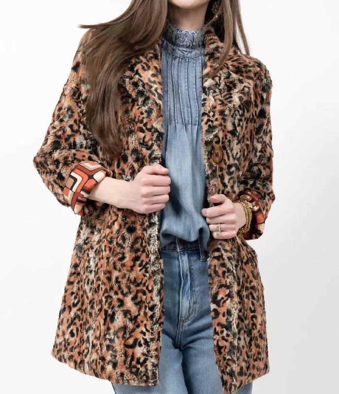 Women's Cozy Clothes Bobcat Cav Coat In Rust