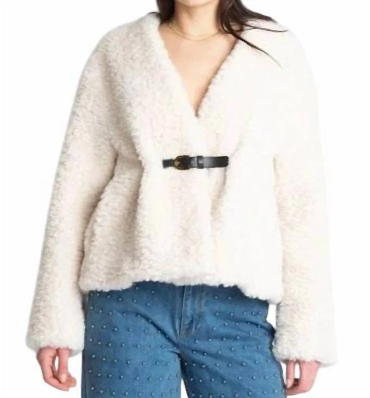 Women's Chic Outfit Vargas Jacket In Off White