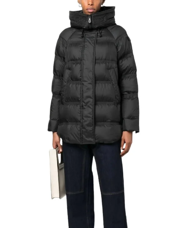 Sustainable Women's Apparel Takan Down Jacket In Black